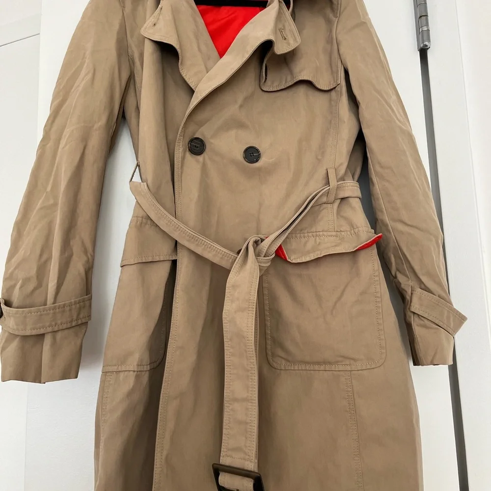 Loft Beige Trench Coat - Picture 1 of 3